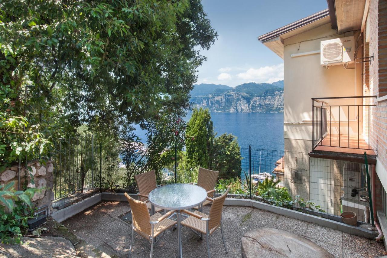 Apartment Windows On The Lake Malcesine Exterior photo