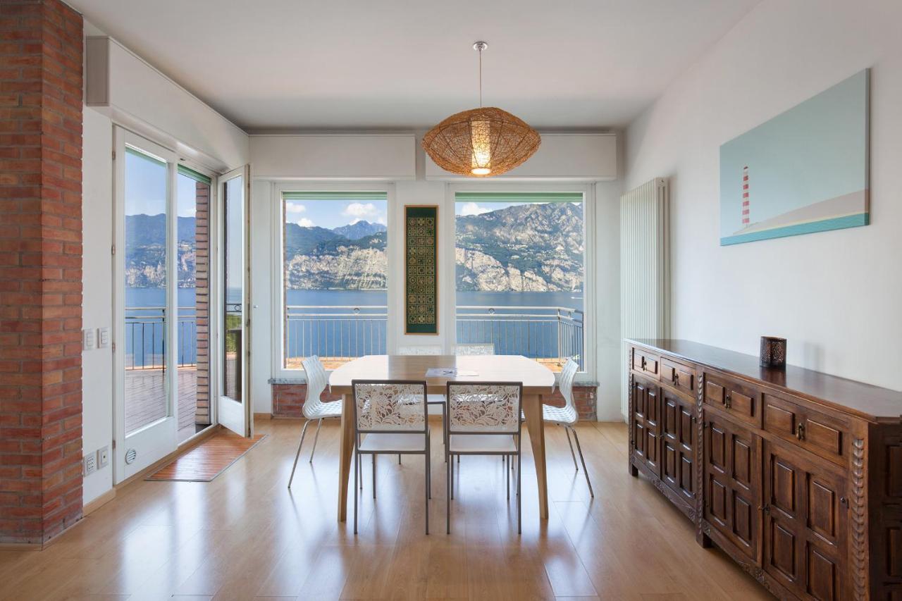 Apartment Windows On The Lake Malcesine Exterior photo