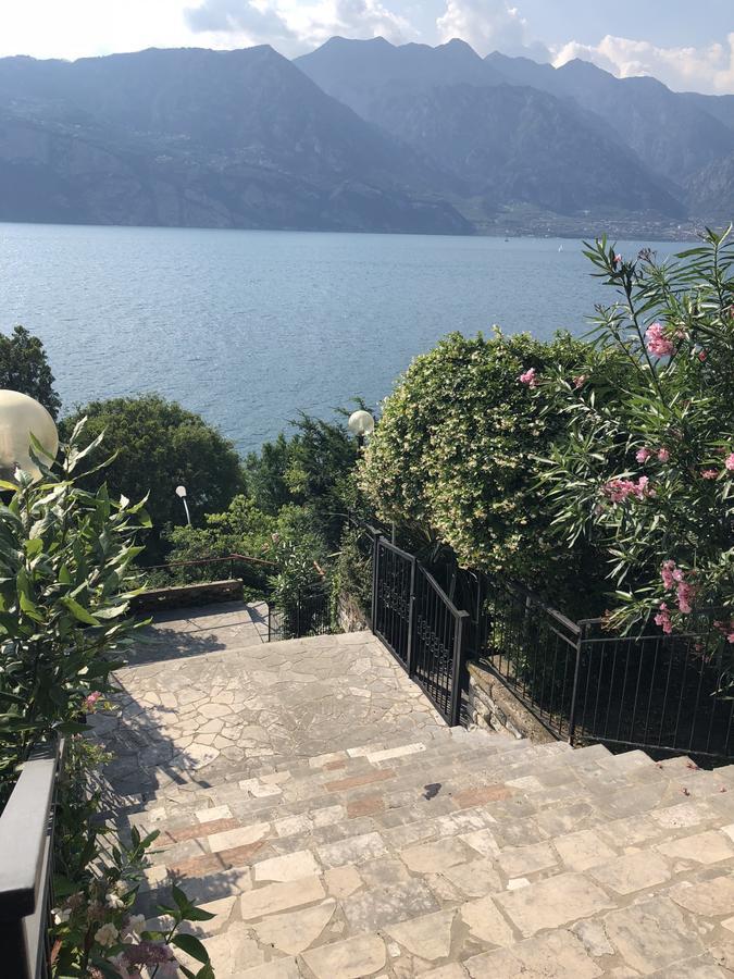 Apartment Windows On The Lake Malcesine Exterior photo